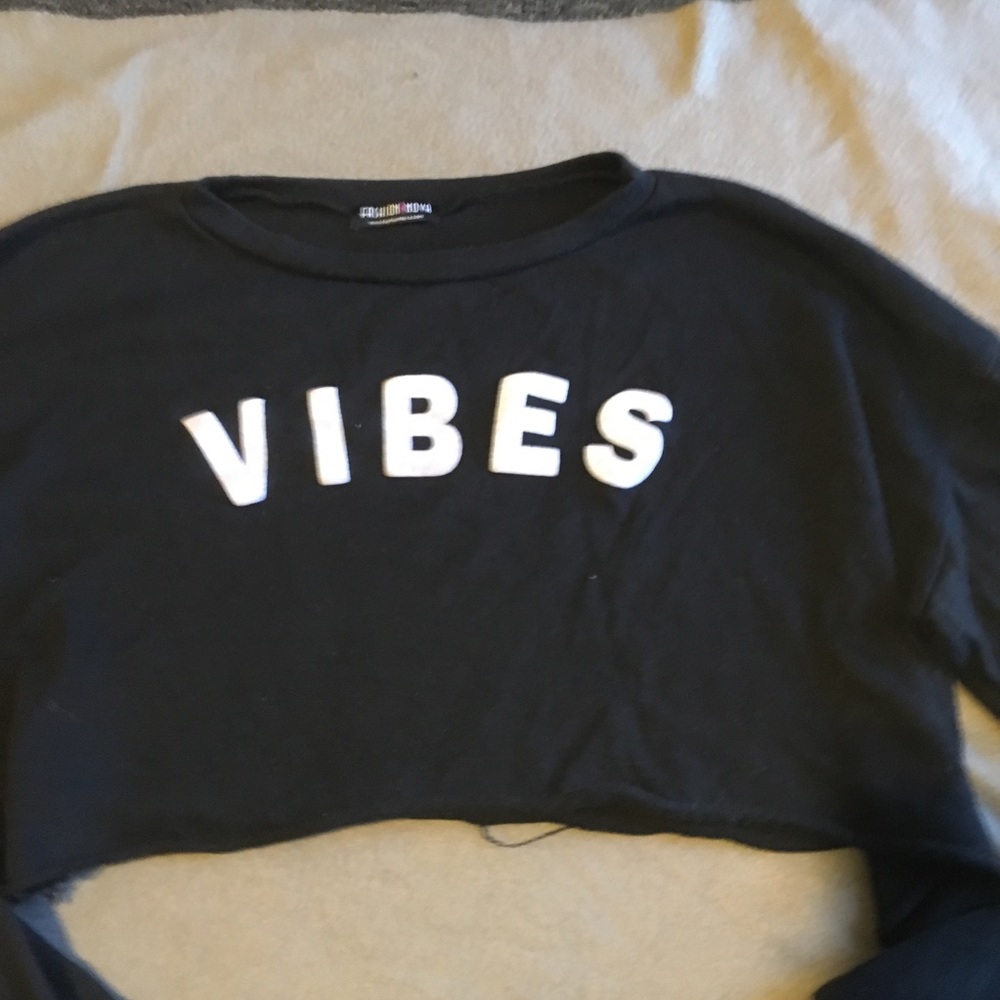 Fashion nova vibes crop sweater top